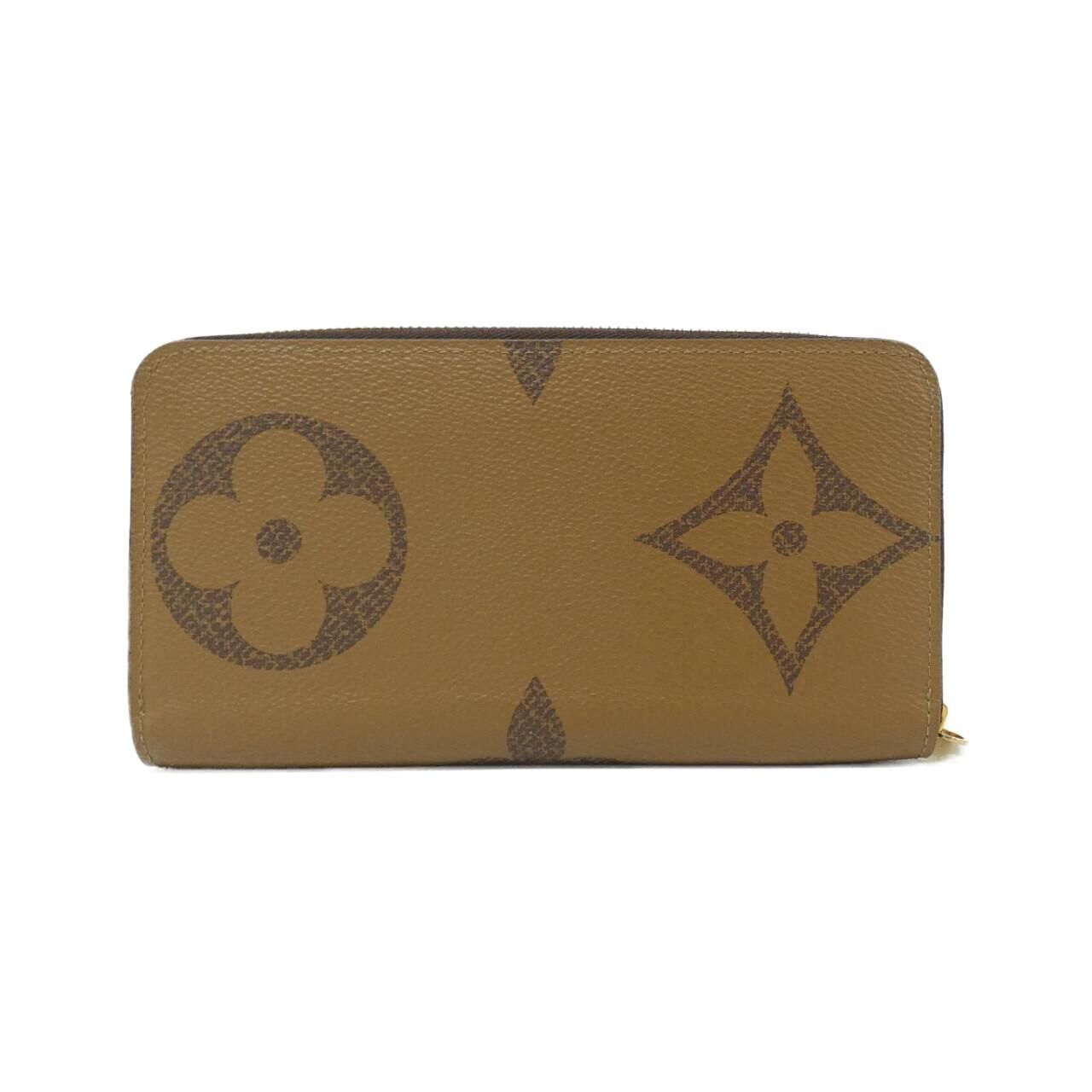 Louis Vuitton Monogram Giant Zippy Wallet — view 2