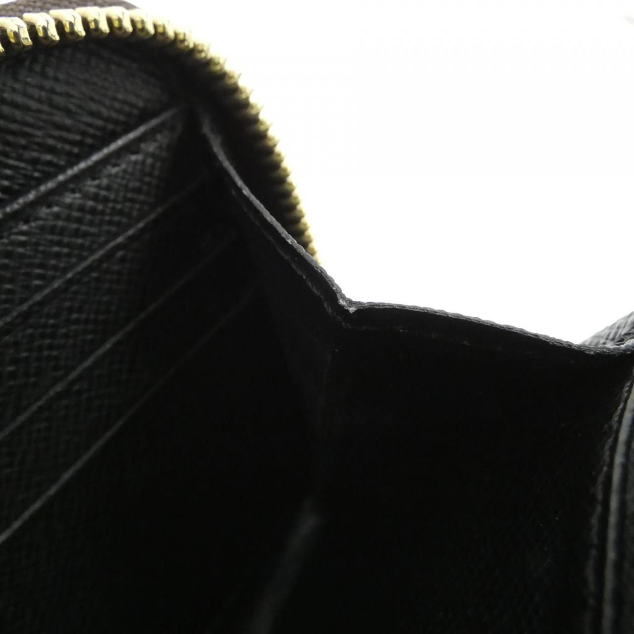 Louis Vuitton Monogram Giant Zippy Wallet — view 7