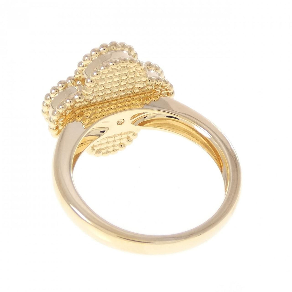 Van Cleef & Arpels Vintage Alhambra Ring — view 3