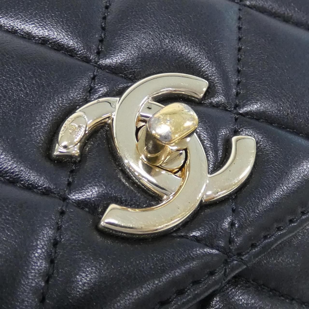 Chanel Bag Handbag Black — view 5