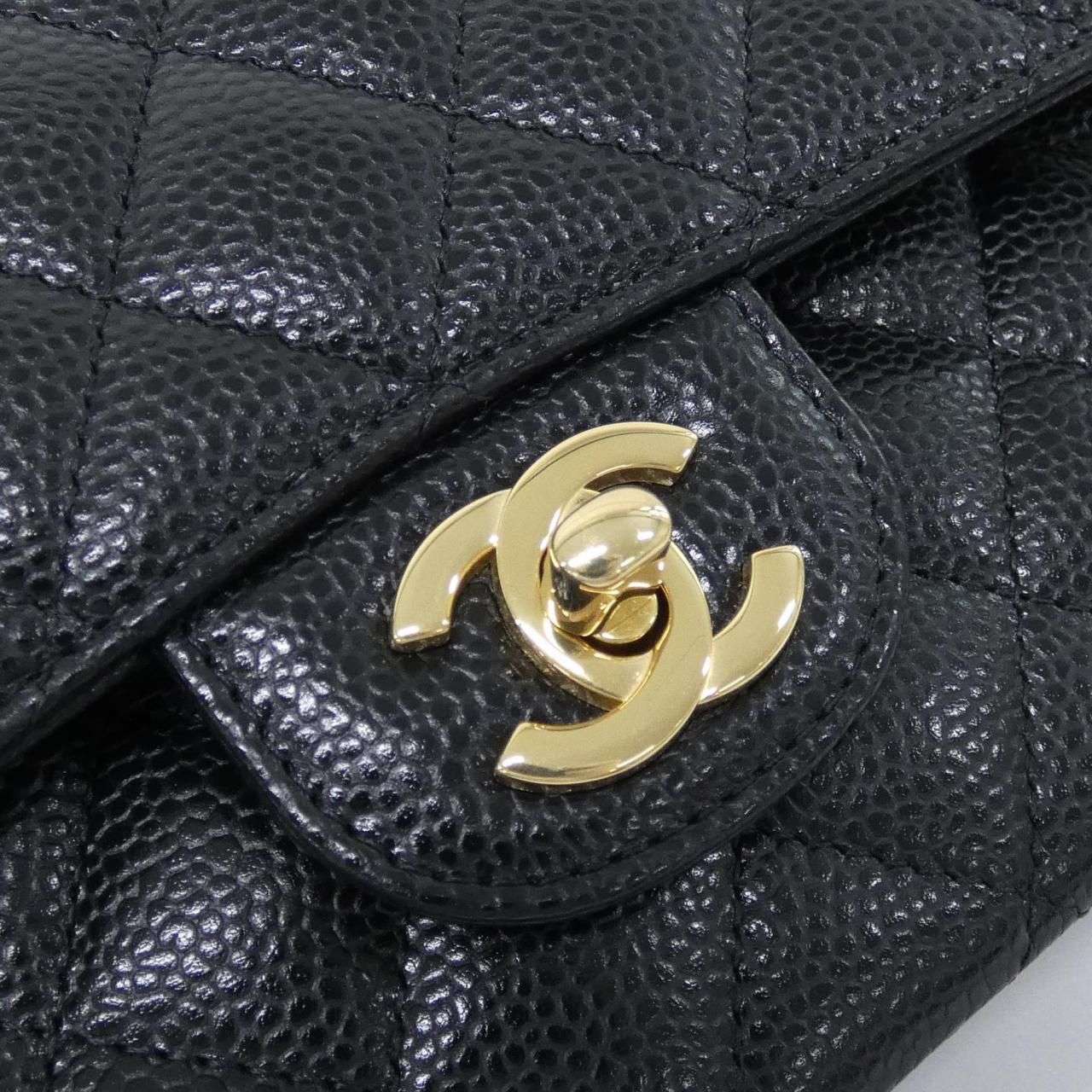 Chanel Shoulder Bag Black — view 4