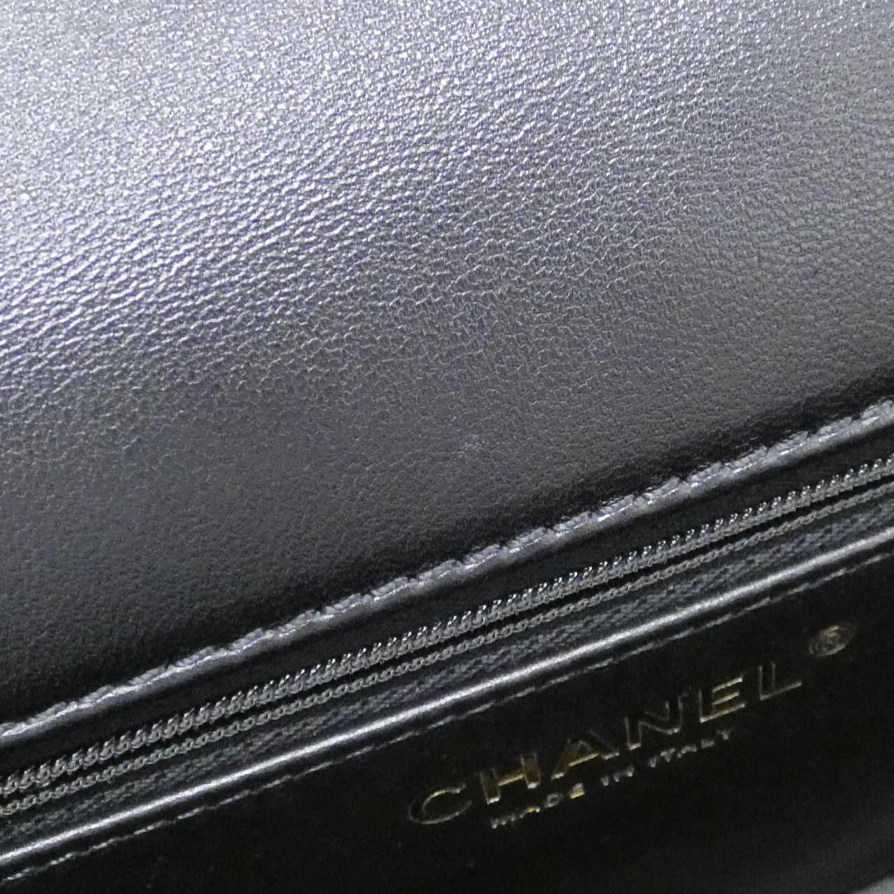 Chanel Shoulder Bag Black — view 7