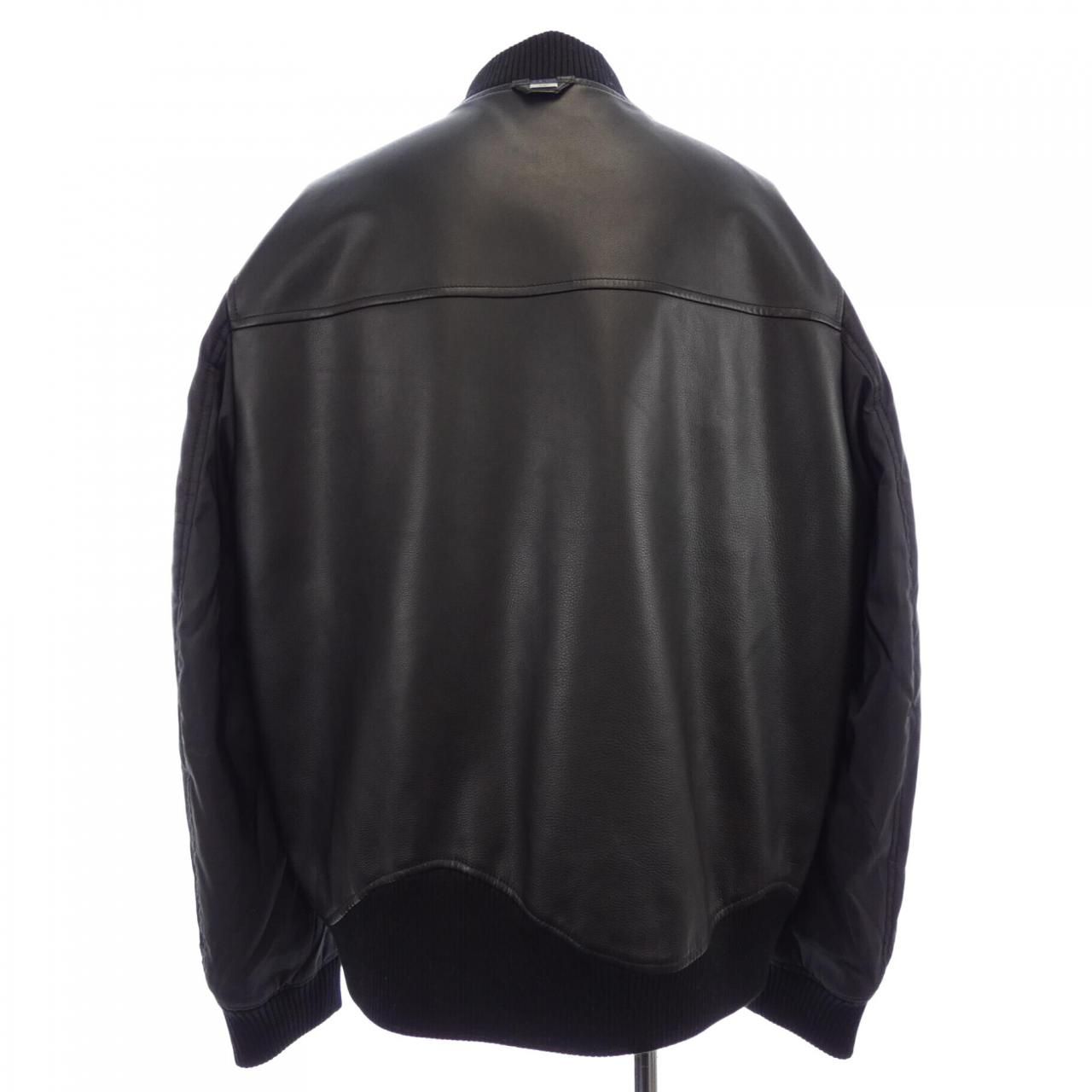 Louis Vuitton Reversible Leather Nylon Wtkv Jacket — view 2