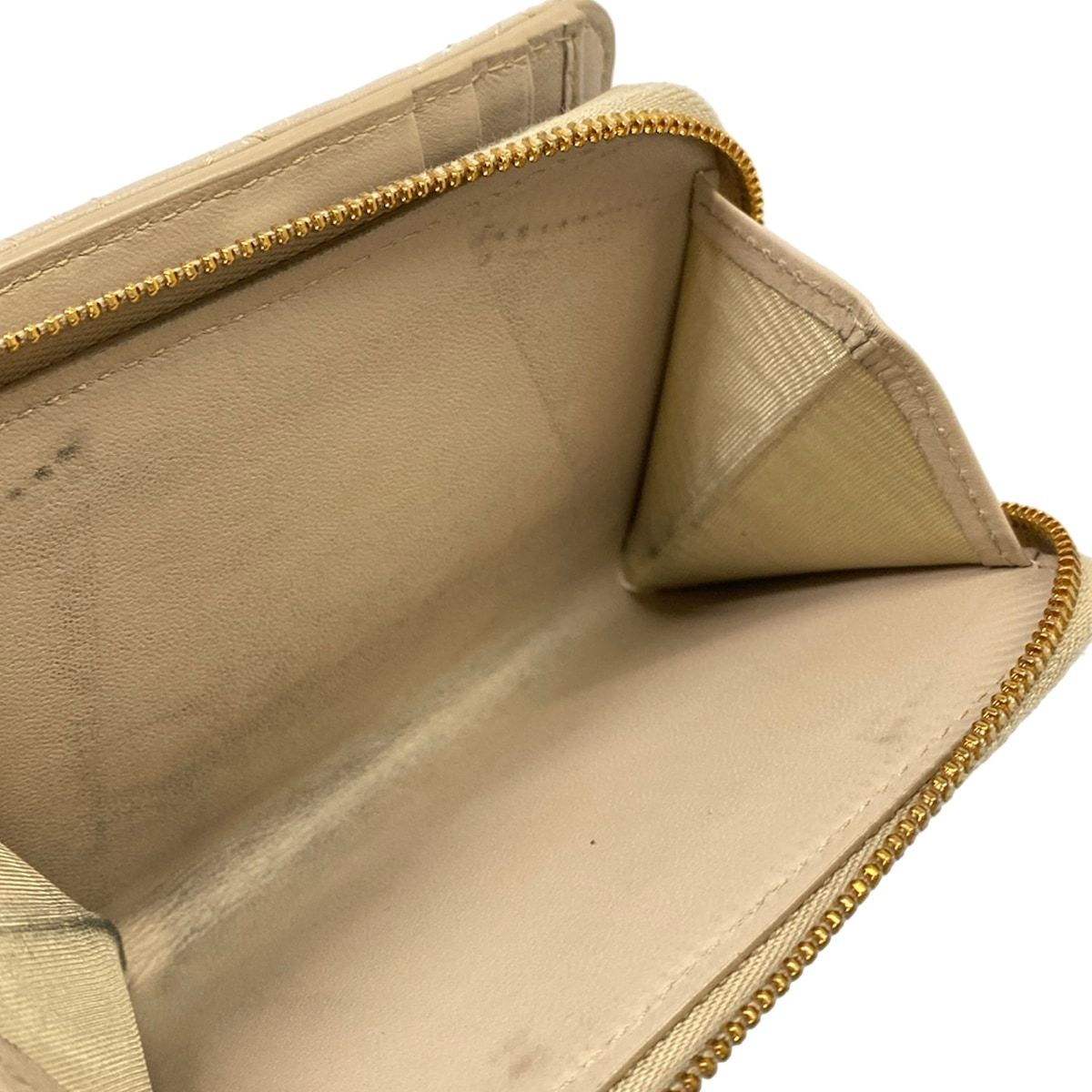 Dior Beige Zip Around Pearl Leather Wallet — view 4