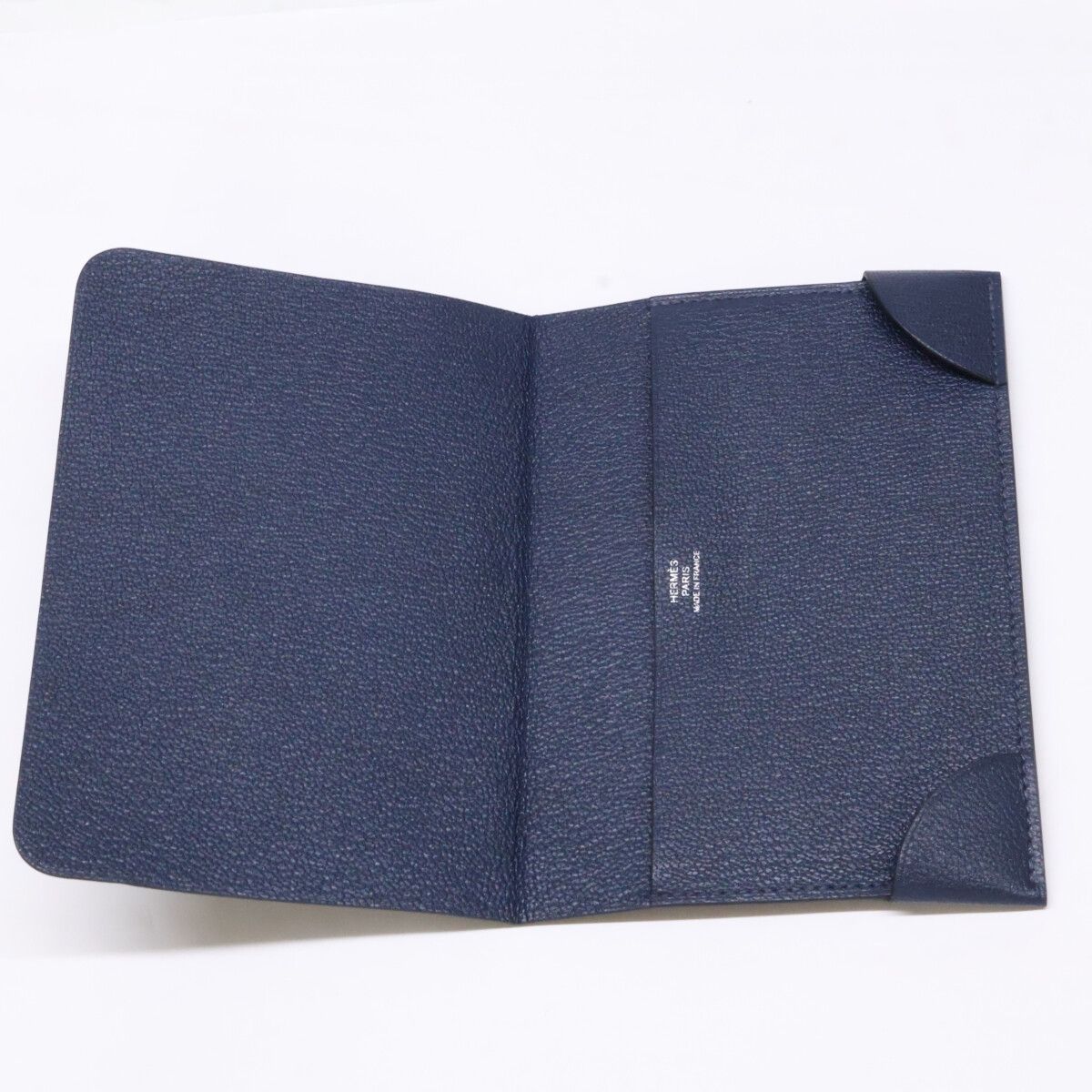 Hermes Coin Marseille Mizore Passport Case — view 7