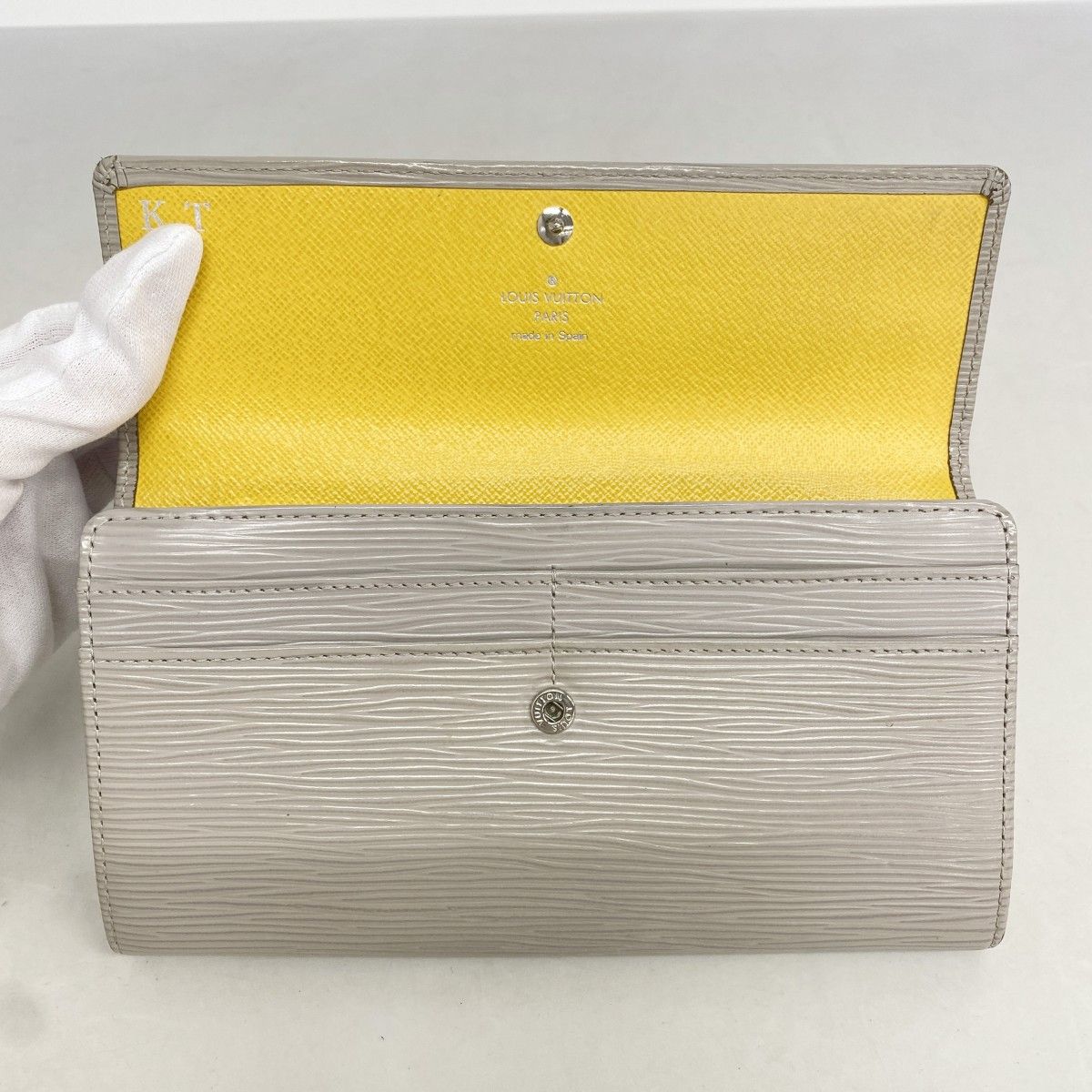 Louis Vuitton Wallet Epi Portefeuille Sarah Gray — view 8