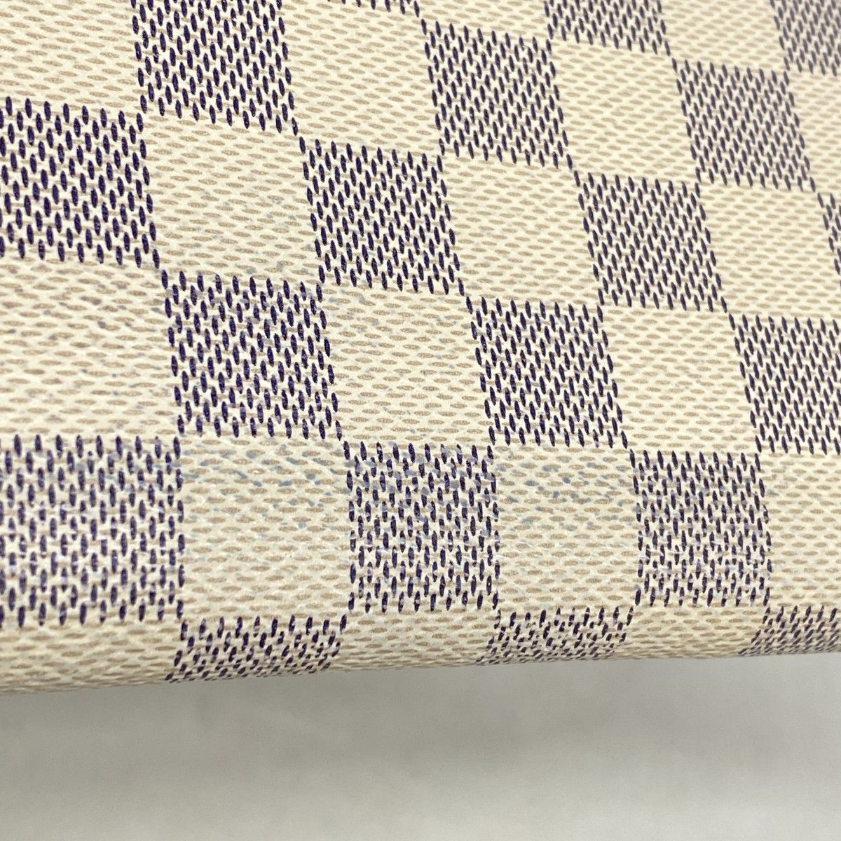 Louis Vuitton Wallet Damier Azur Zippy White — view 7