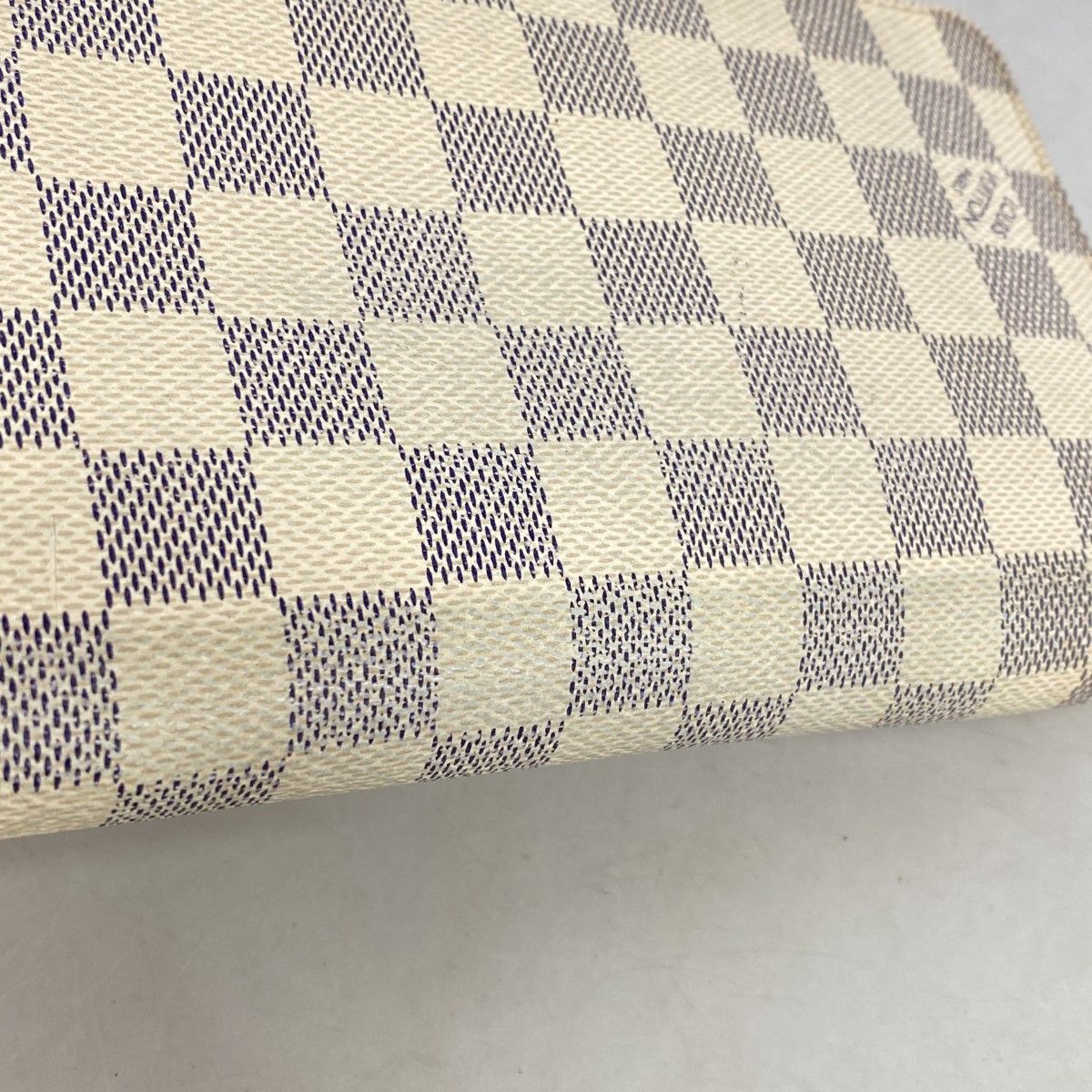 Louis Vuitton Wallet Damier Azur Zippy Organizer White — view 8