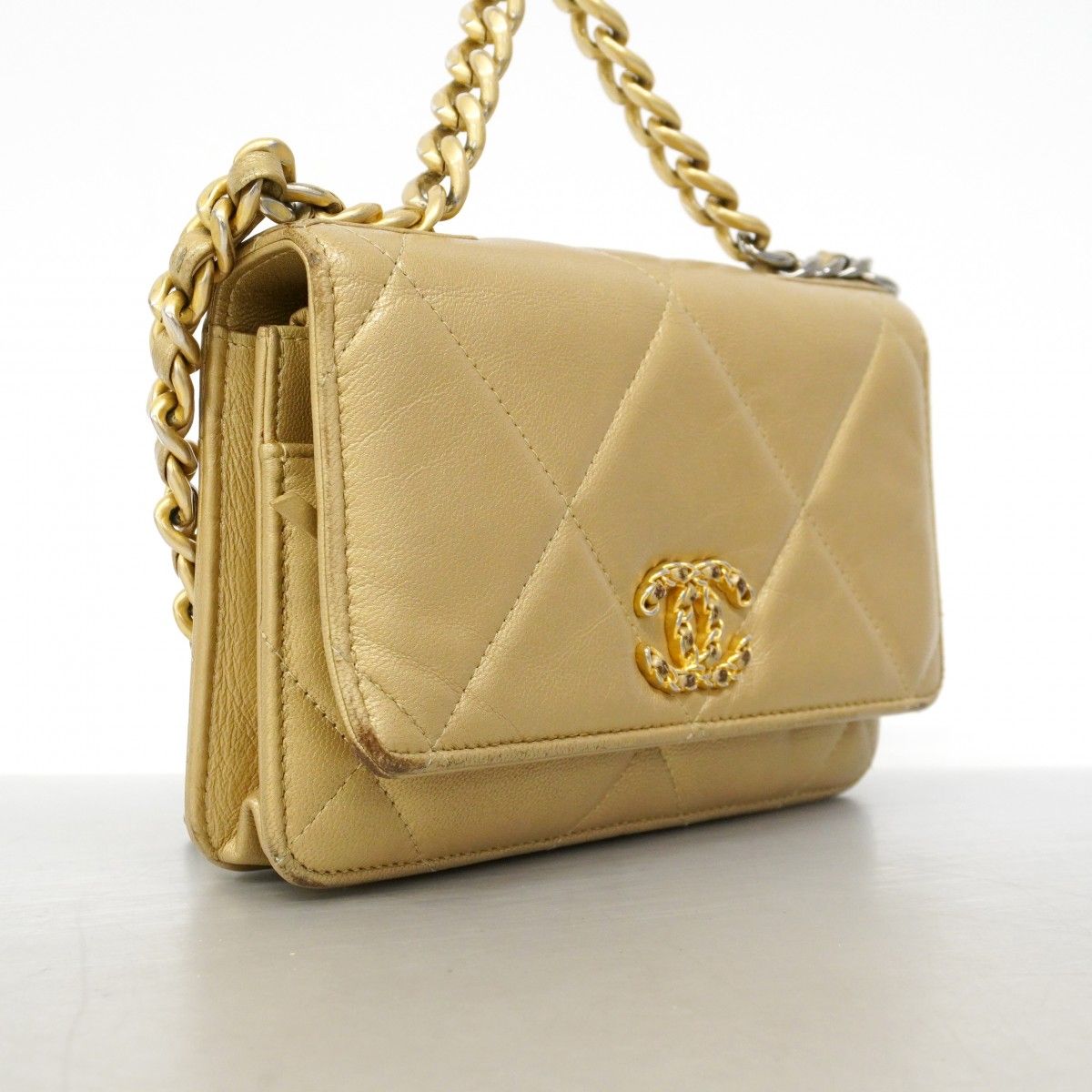 Chanel Shoulder Wallet 19 Lambskin Brown Gold Silver — view 2