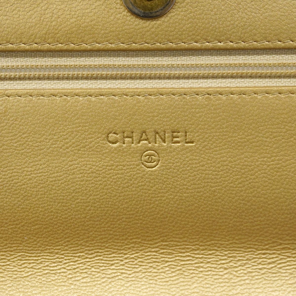Chanel Shoulder Wallet 19 Lambskin Brown Gold Silver — view 5