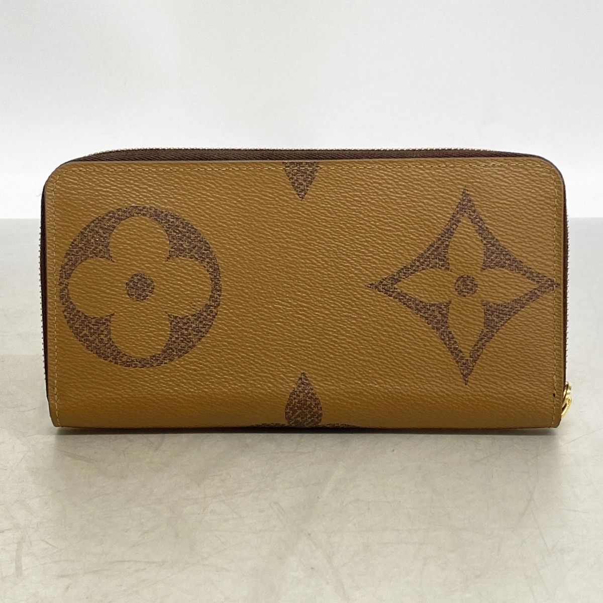 Louis Vuitton Wallet Monogram Giant Reverse Zippy Brown — view 8