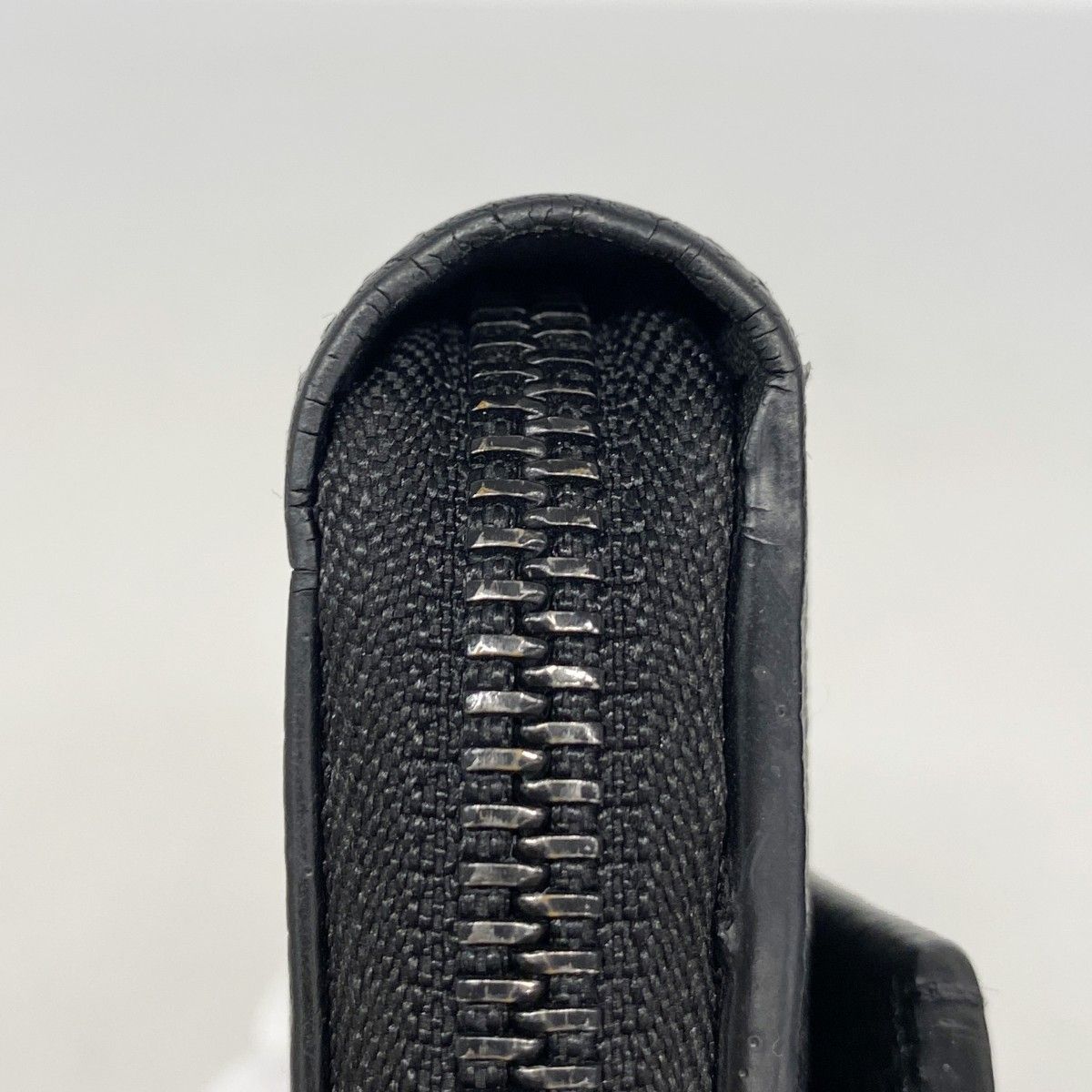 Louis Vuitton Wallet LV Aerogram Zippy Black — view 5