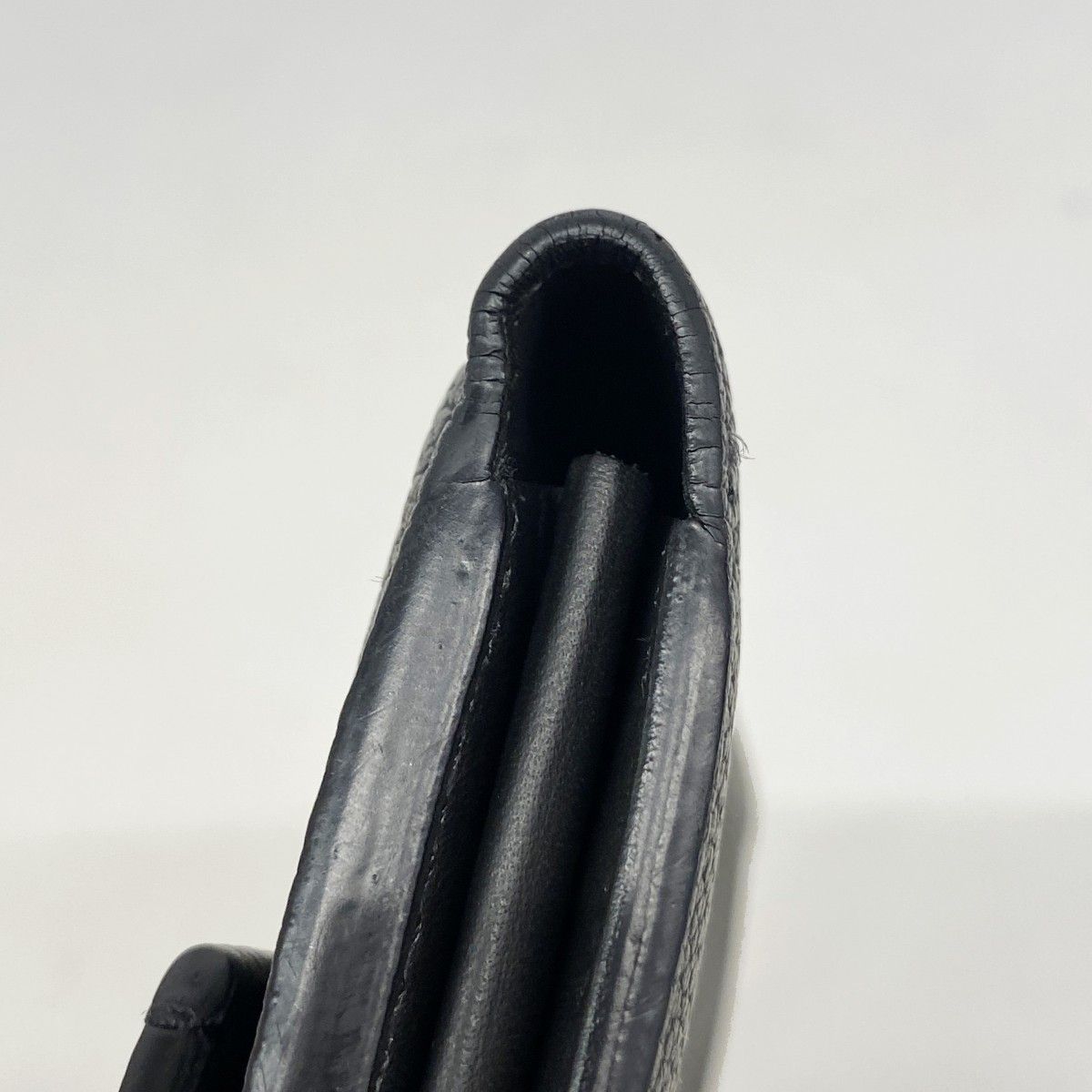 Louis Vuitton Wallet LV Aerogram Zippy Black — view 6
