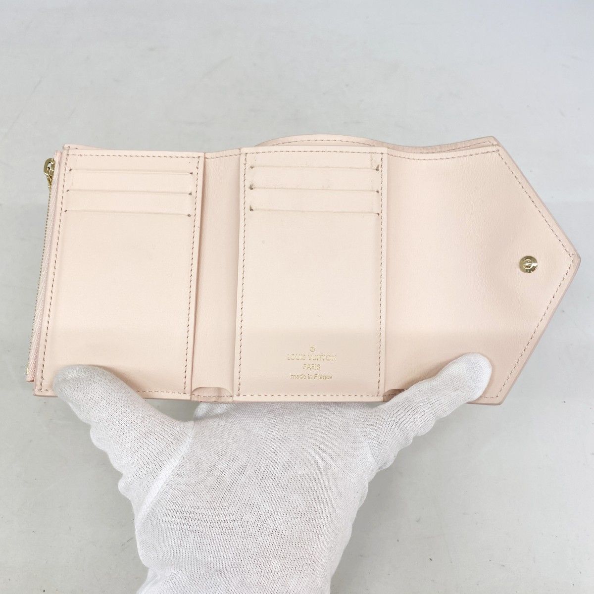 Louis Vuitton Trifold Wallet Portefeuille Victorine Rose Jasman Flower Ring — view 3