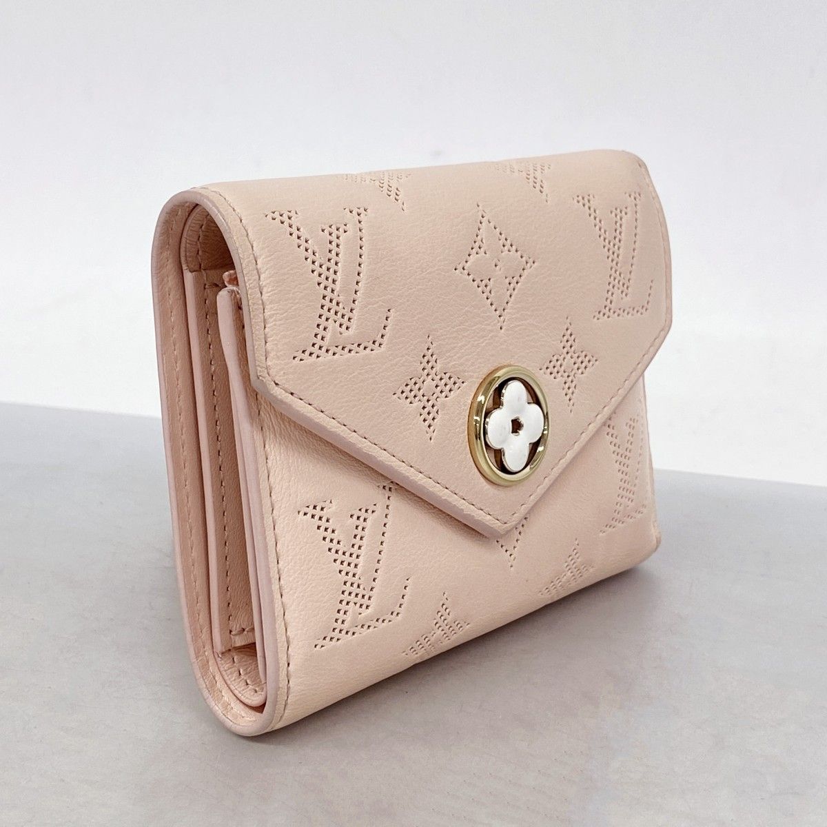 Louis Vuitton Trifold Wallet Portefeuille Victorine Rose Jasman Flower Ring — view 2