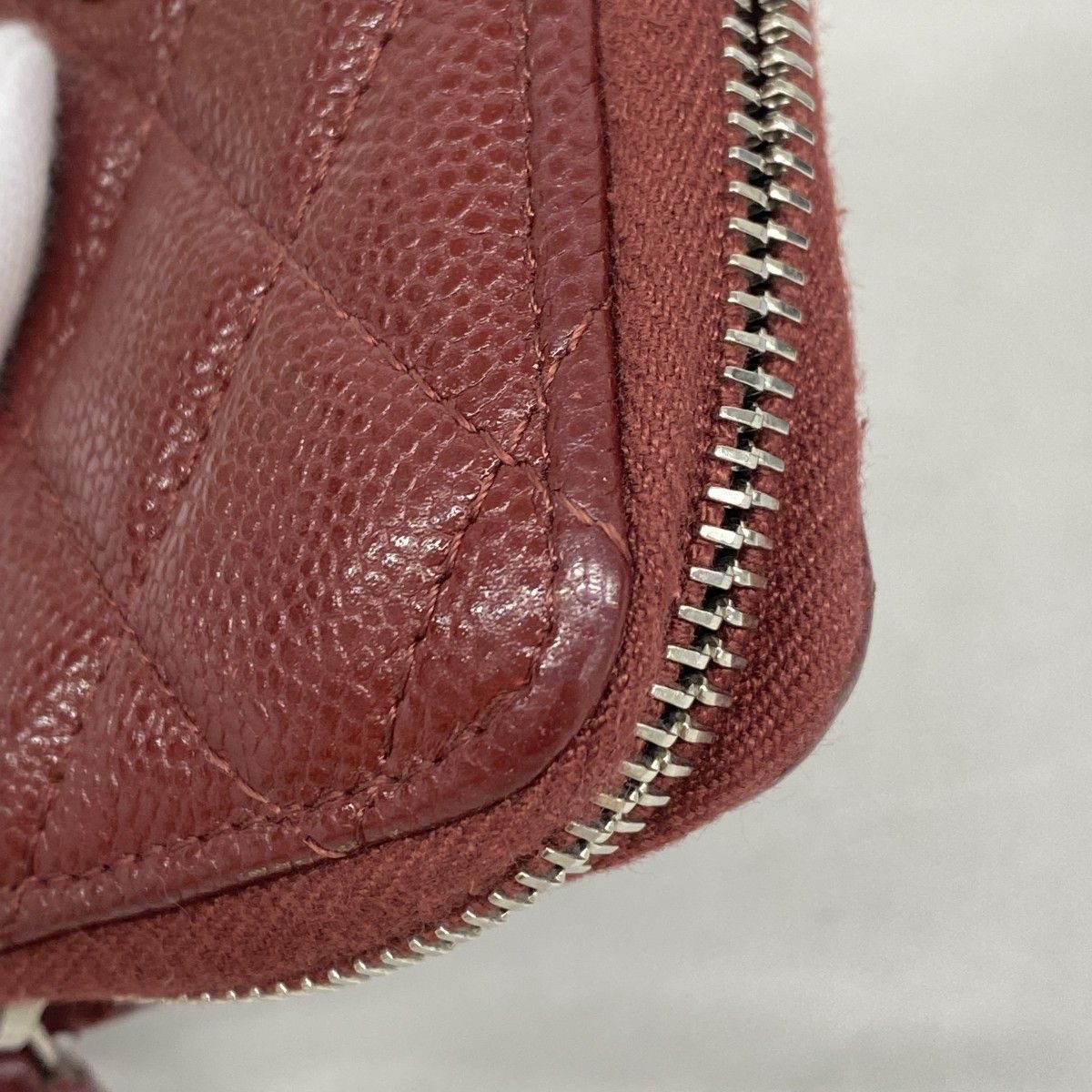 Chanel Coin Case Quilted Caviar Leather Bordeaux Silver — view 6
