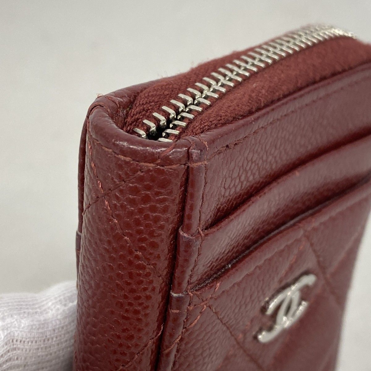 Chanel Coin Case Quilted Caviar Leather Bordeaux Silver — view 5