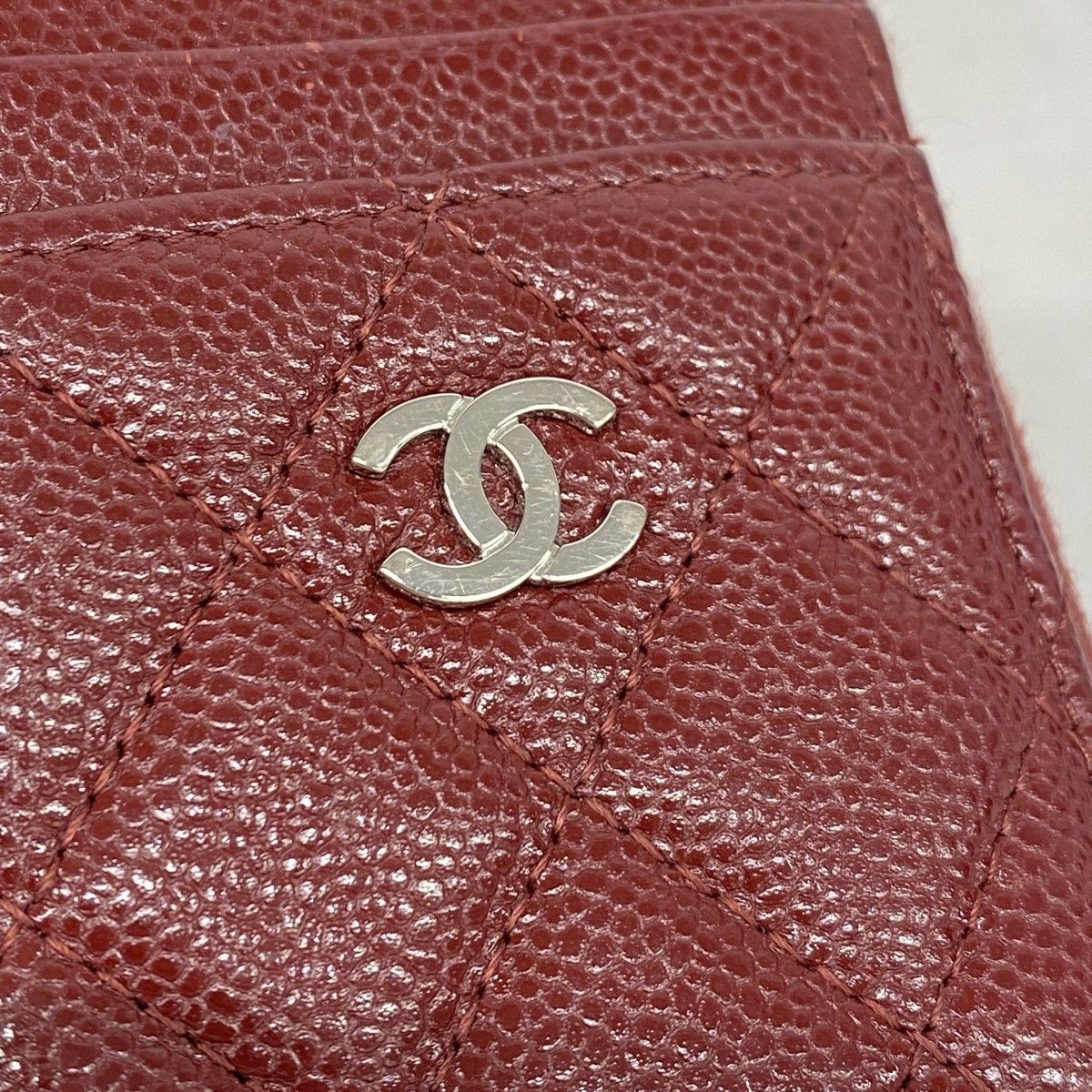 Chanel Coin Case Quilted Caviar Leather Bordeaux Silver — view 7