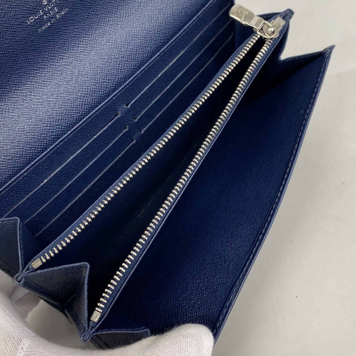 Louis Vuitton Wallet Epi Portefeuille Sarah Andigo Blue — view 3