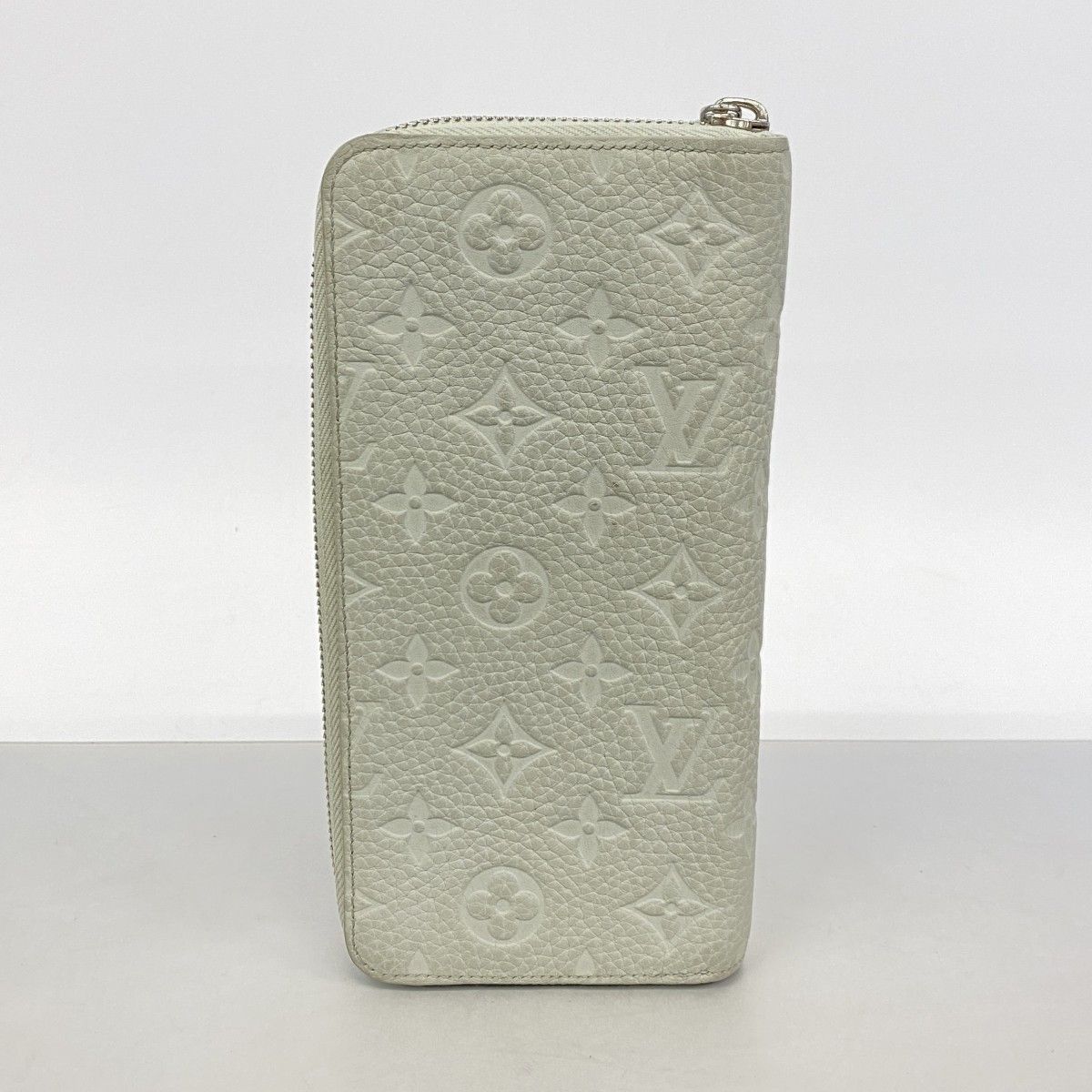 Louis Vuitton Wallet Taurillon Zippy Vertical Mineral Gray — view 9