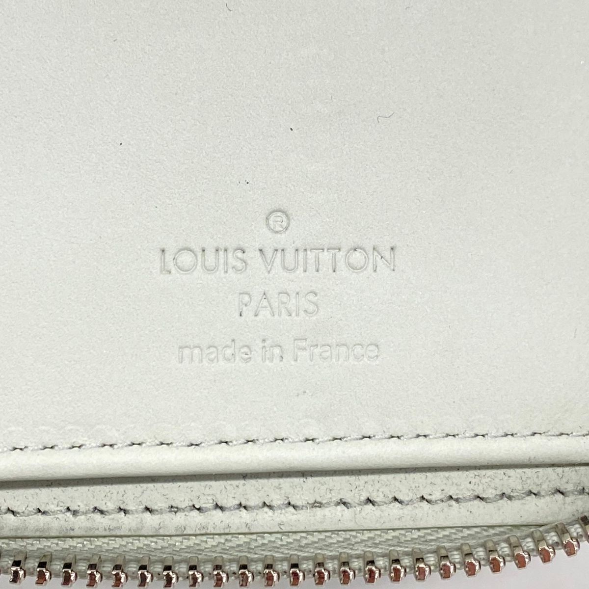 Louis Vuitton Wallet Taurillon Zippy Vertical Mineral Gray — view 4