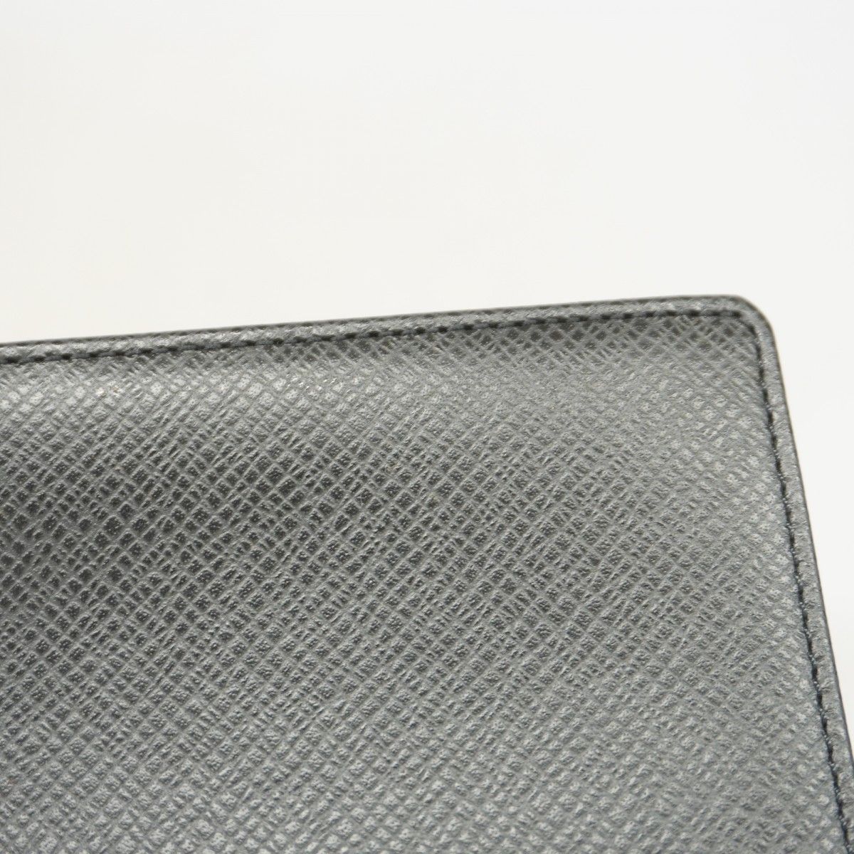 Louis Vuitton Long Bill Holder Taiga Porto Chequier Carte Cles Ardoise Wallet — view 5