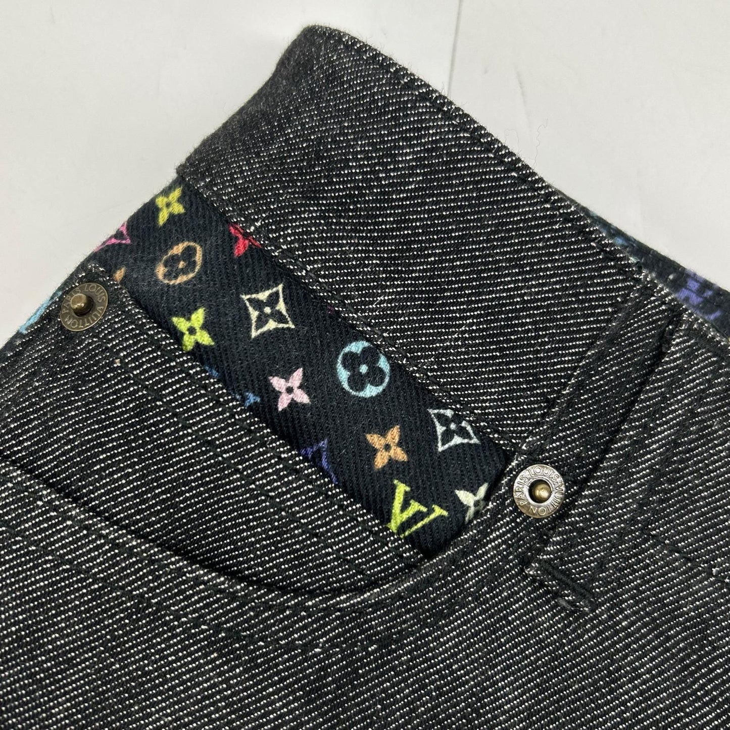 Louis Vuitton Black Monogram Lining Denim Shorts 36 — view 6