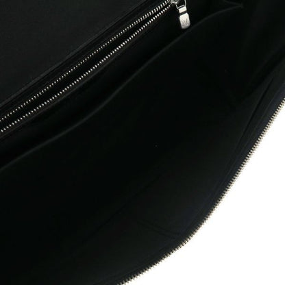 Louis Vuitton Taiga Messenger — view 3