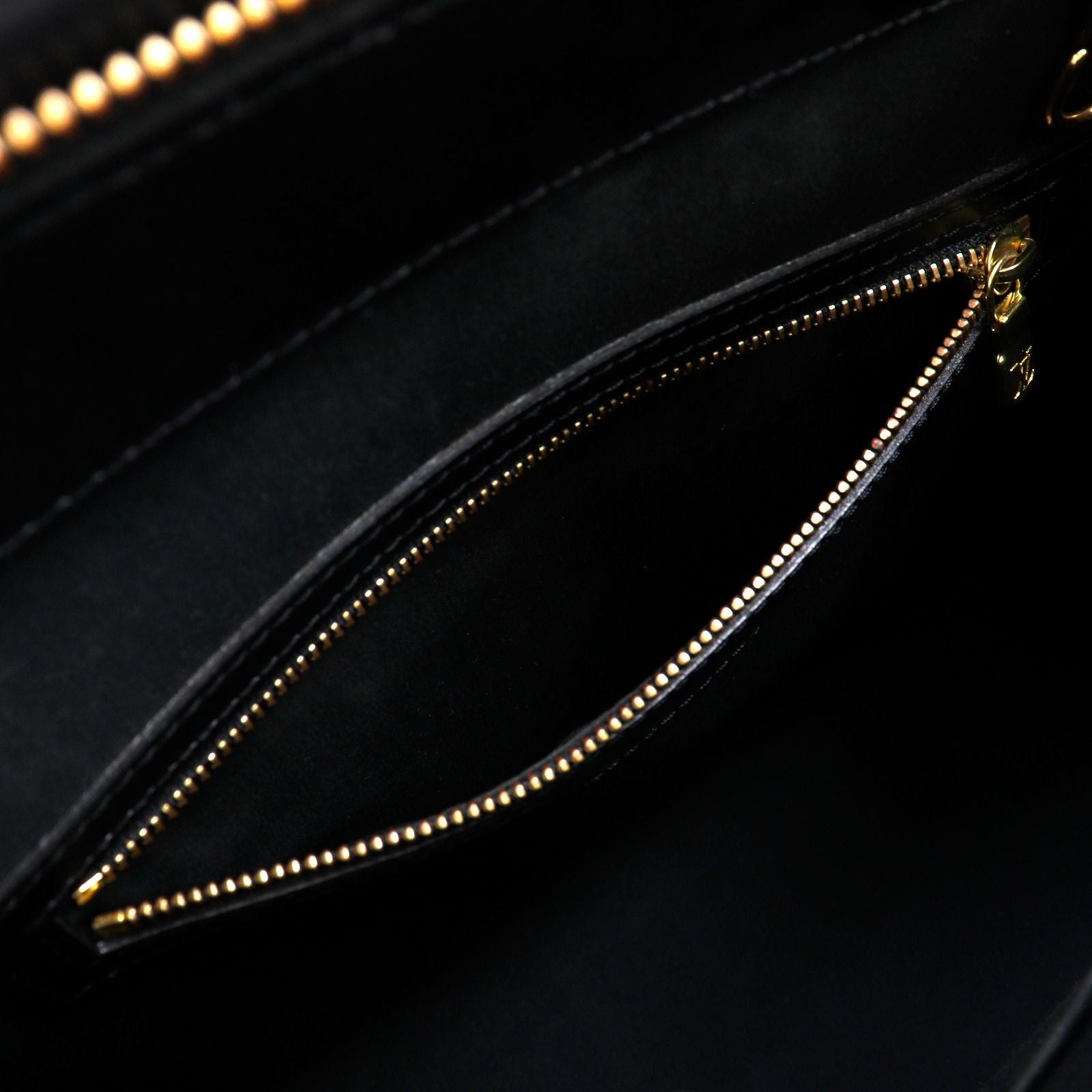 Louis Vuitton Figari MM Epi Leather Noir Black Tote — view 7