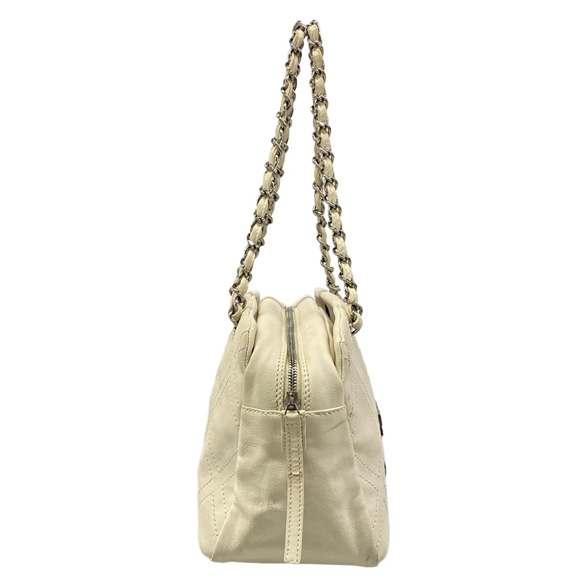 Chanel Shoulder Bag Diamond Stitch Ivory Chain CC Logo Silver Jumbo Leather — view 2