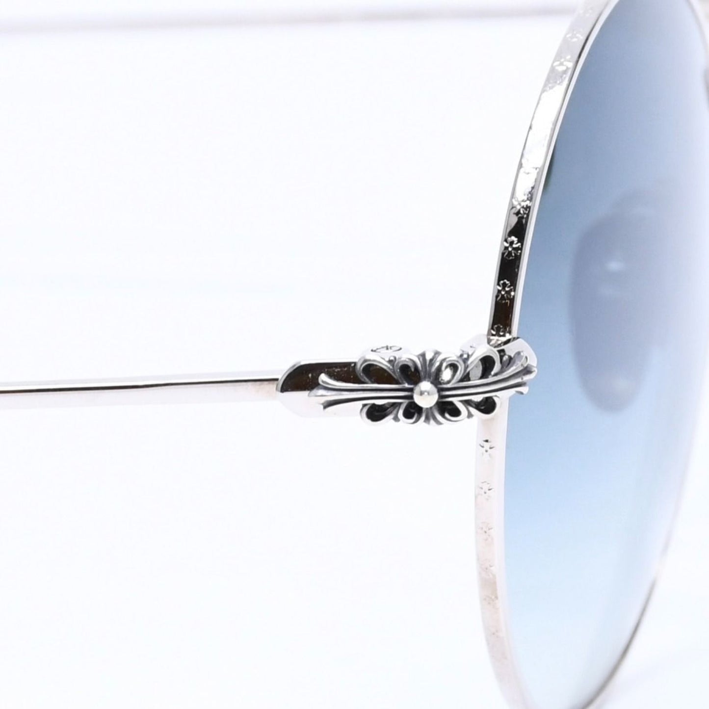 Chrome Hearts Prawn Queen Round Sunglasses 54 Gradation Eyewear — view 7