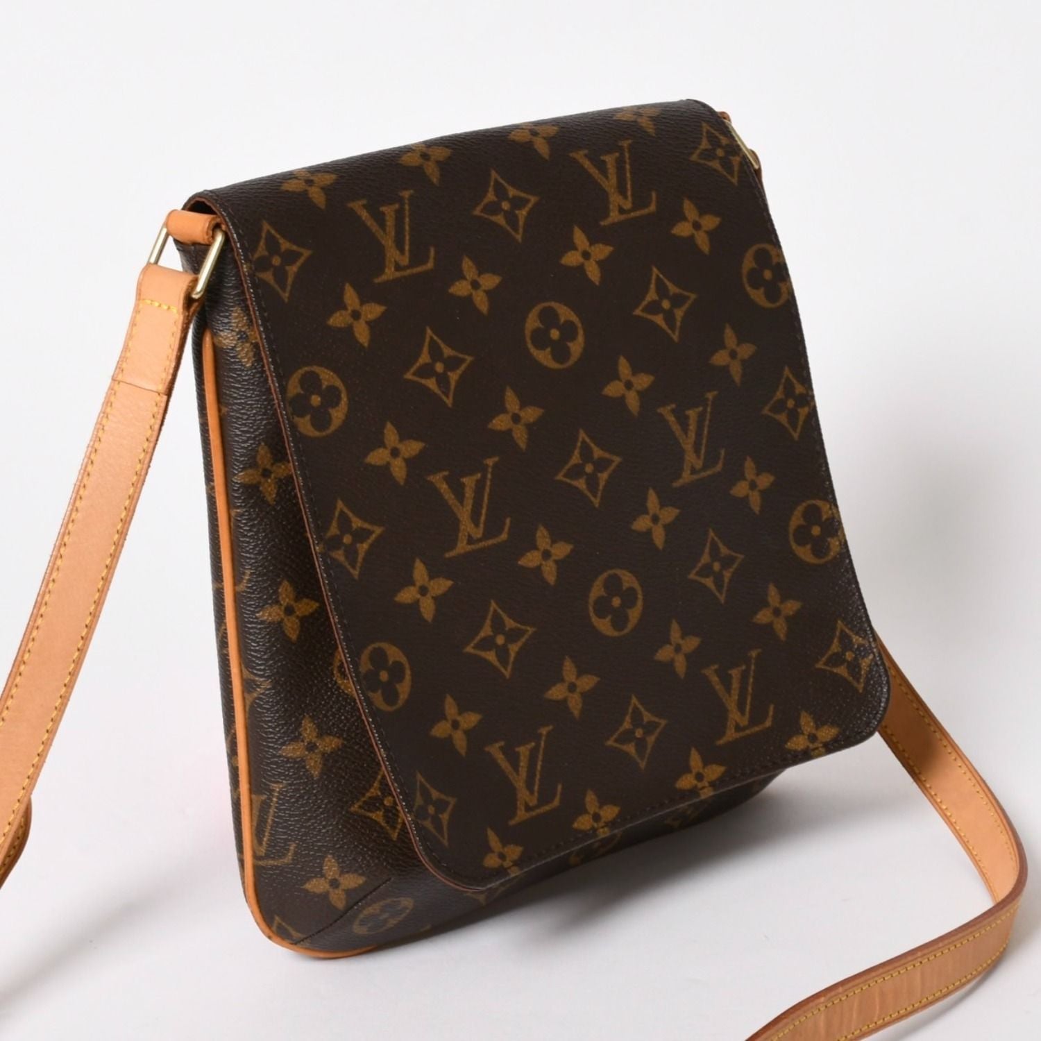 Louis Vuitton Monogram Musette Salsa Shoulder Bag Brown Vachetta Leather — view 3