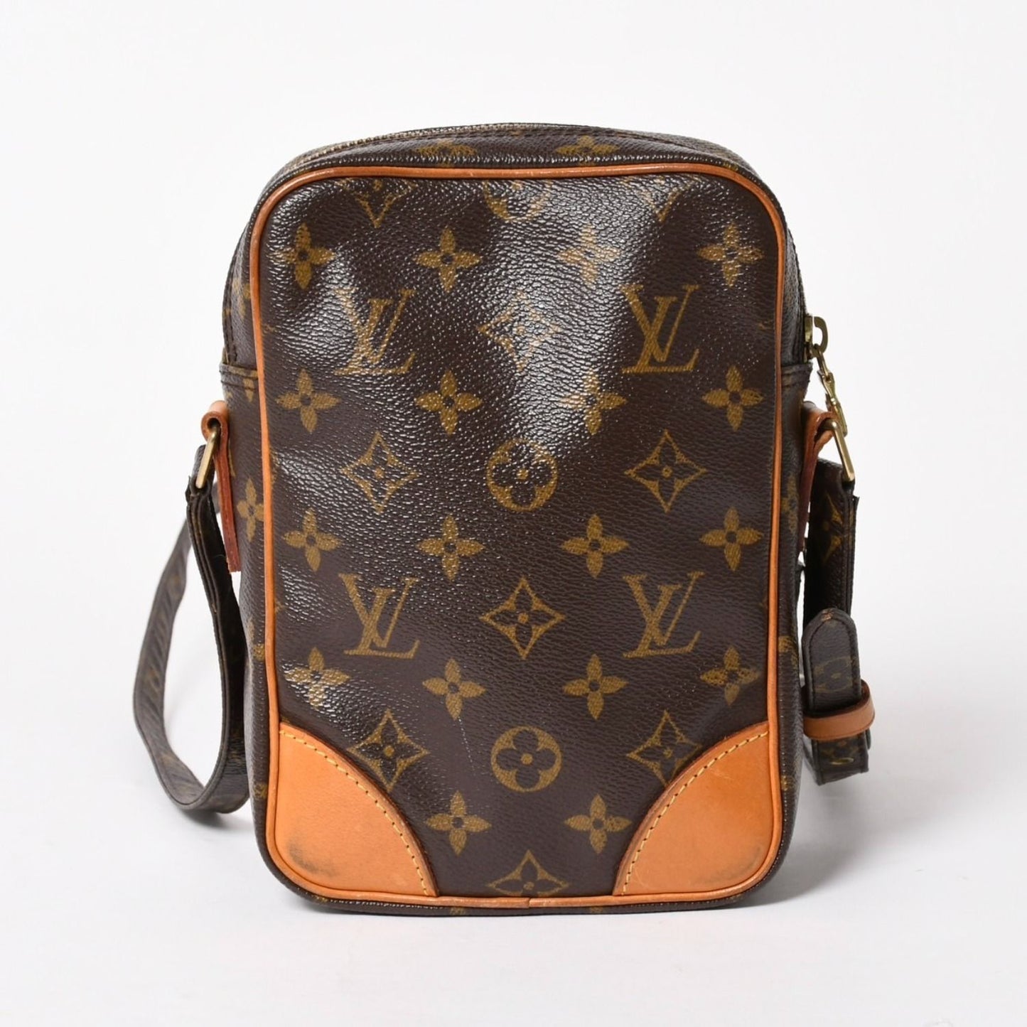 Louis Vuitton Amazon Shoulder Bag Monogram Leather Brown — view 2