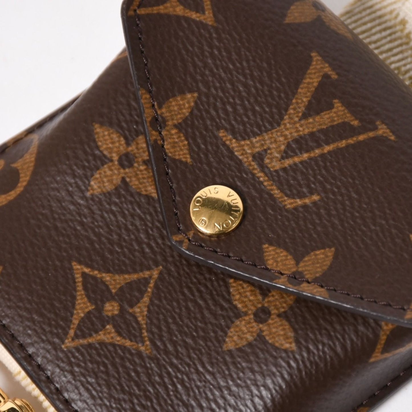 Louis Vuitton Monogram Utility Crossbody Shoulder Bag Brown Gold — view 6