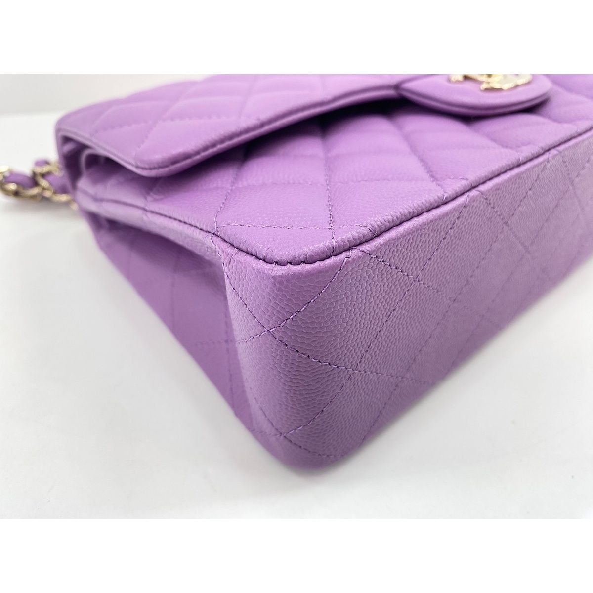 Chanel Shoulder Bag Quilted 25 — view 7