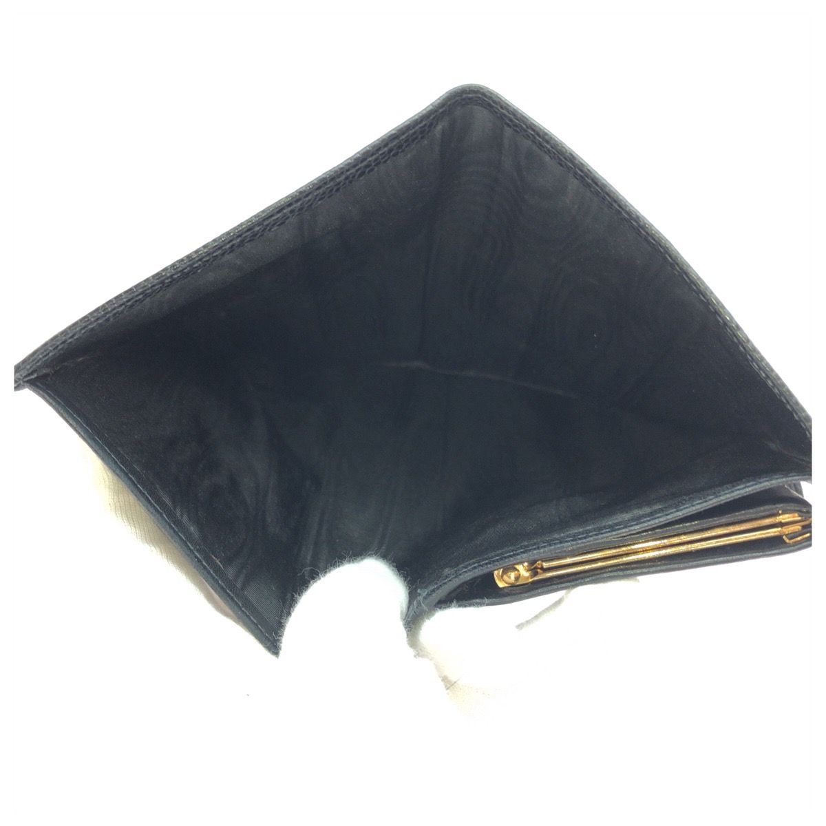 Chanel CC Logo Kiss Lock Black Gold Leather Wallet — view 8