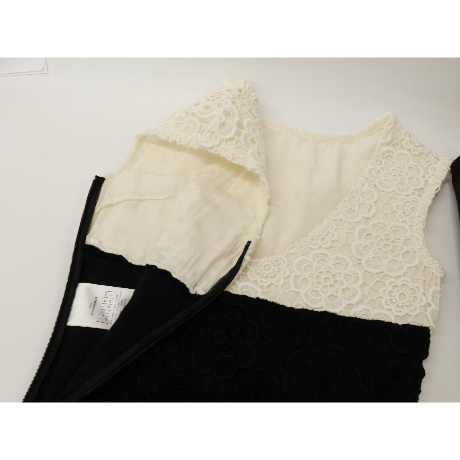 Dior Flower Lace Neck Sleeveless Dress — view 5