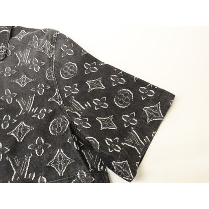 Louis Vuitton Ars Monogram Short Sleeve Chambray Shirt — view 8