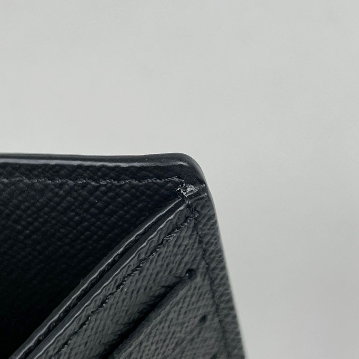 Louis Vuitton Portefeuille Calf Bifold Wallet Monogram Eclipse Noir — view 5