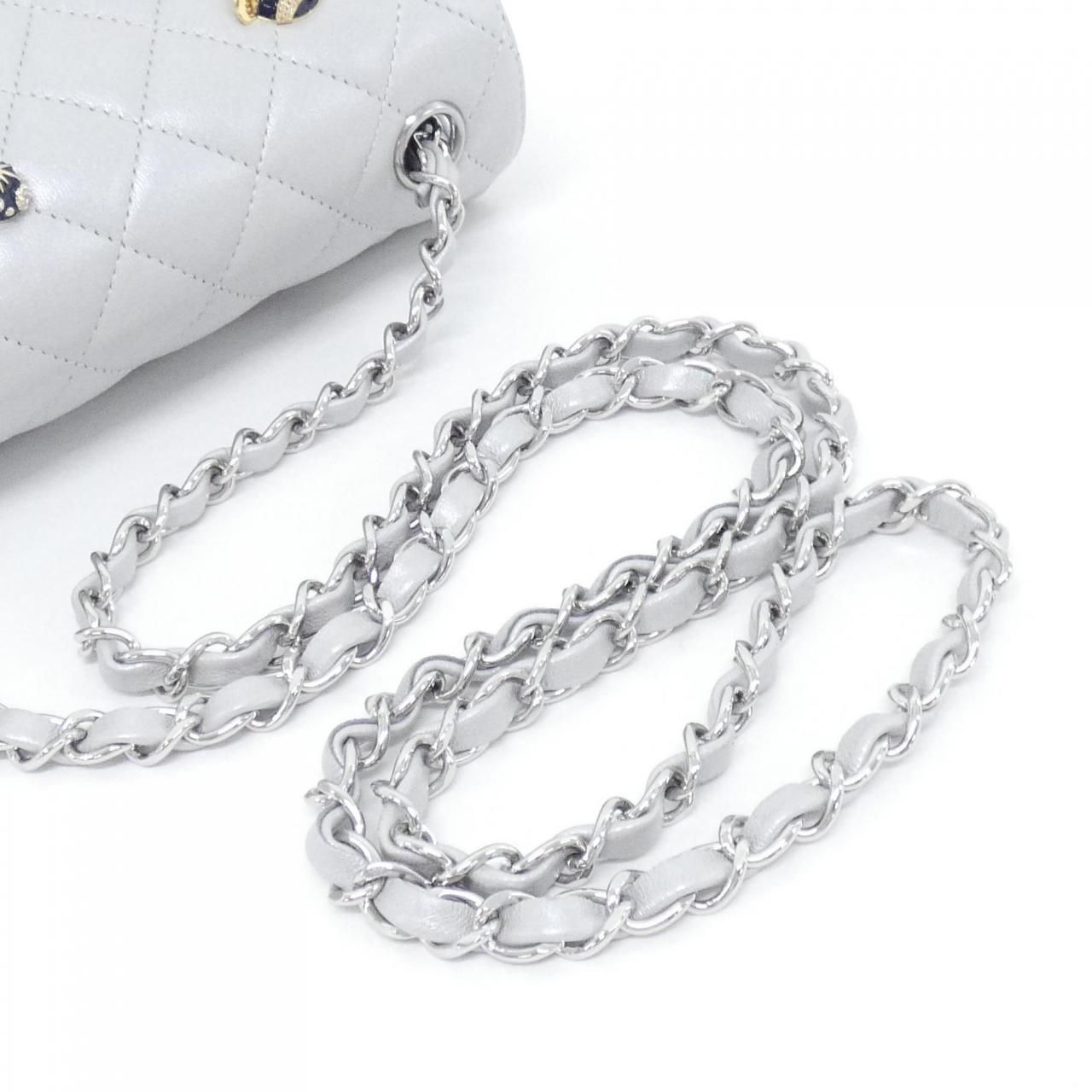 Chanel Shoulder Bag Silver — view 5