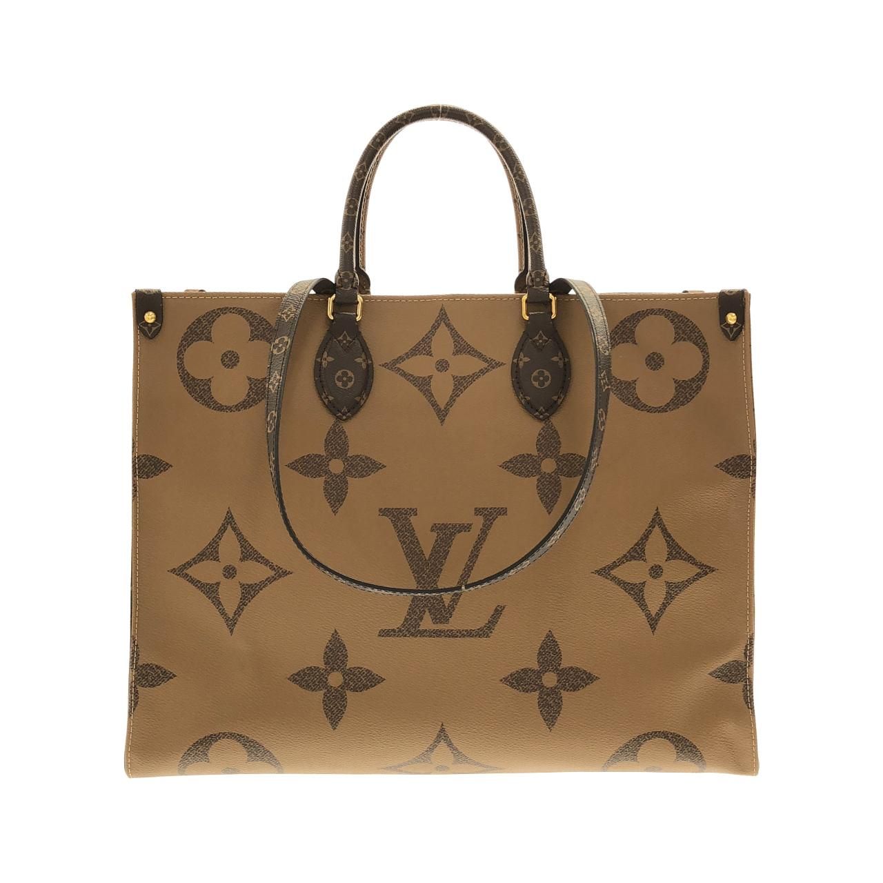 Louis Vuitton Monogram Giant On The Go GM — view 2
