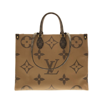 Louis Vuitton Monogram Giant On The Go GM — view 2