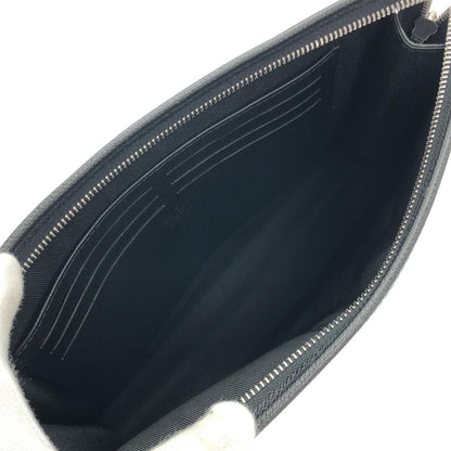 Louis Vuitton Taiga Pochette Voyage — view 6