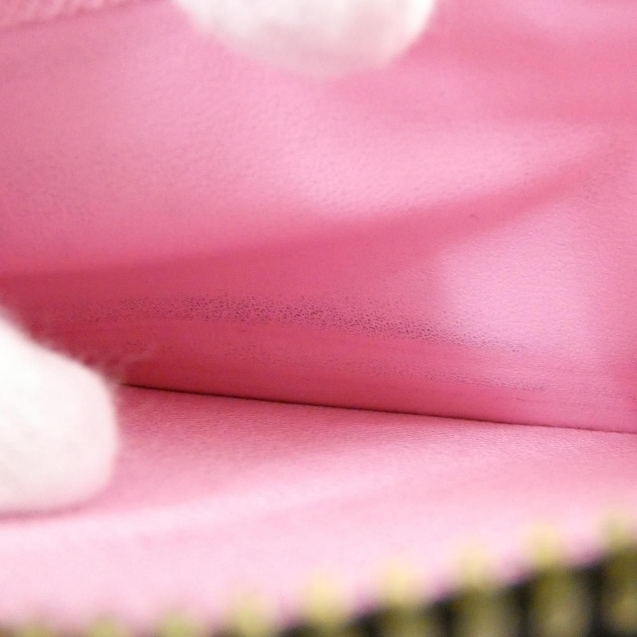 Louis Vuitton Monogram Zippy Wallet — view 9