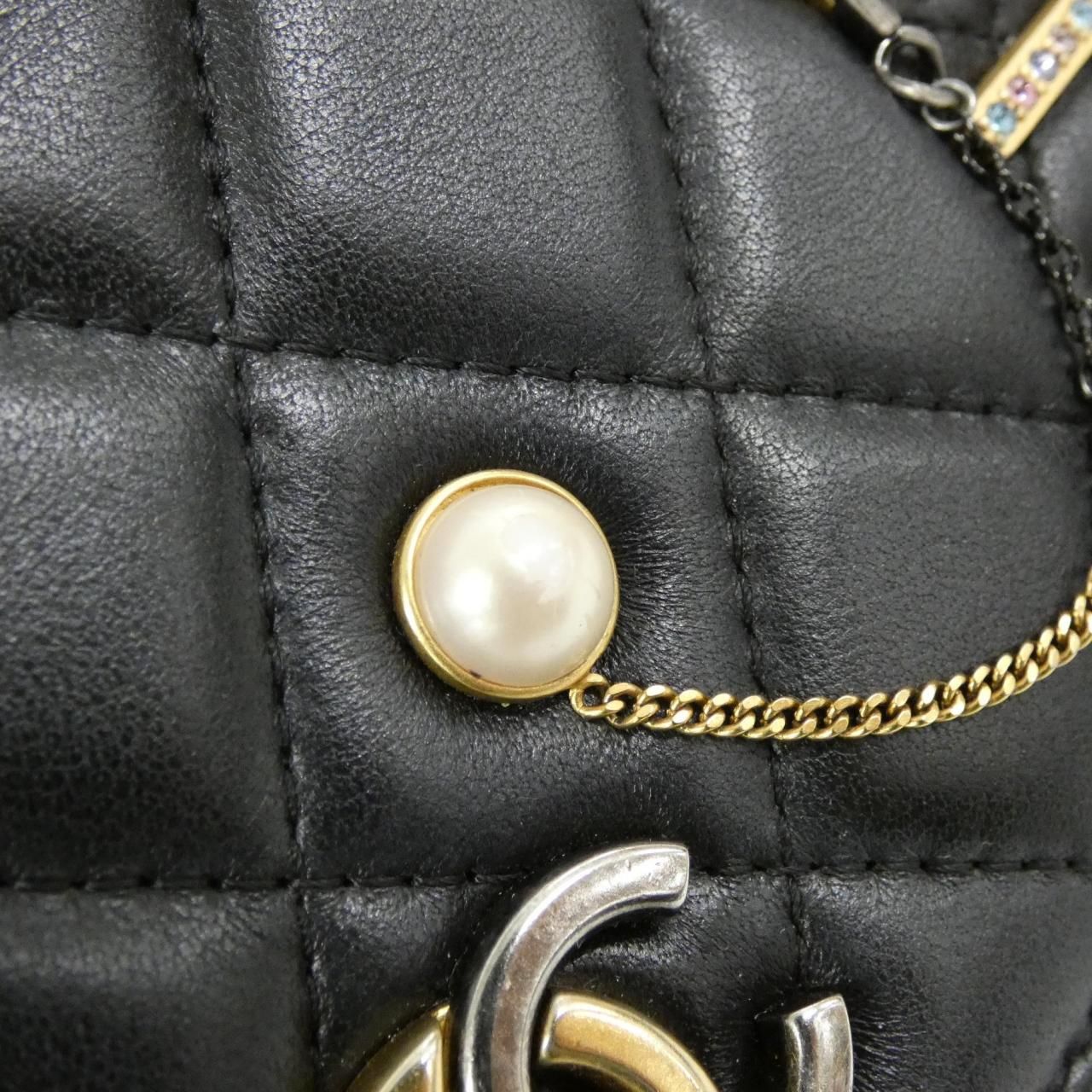 Chanel Chain Wallet Shoulder — view 4