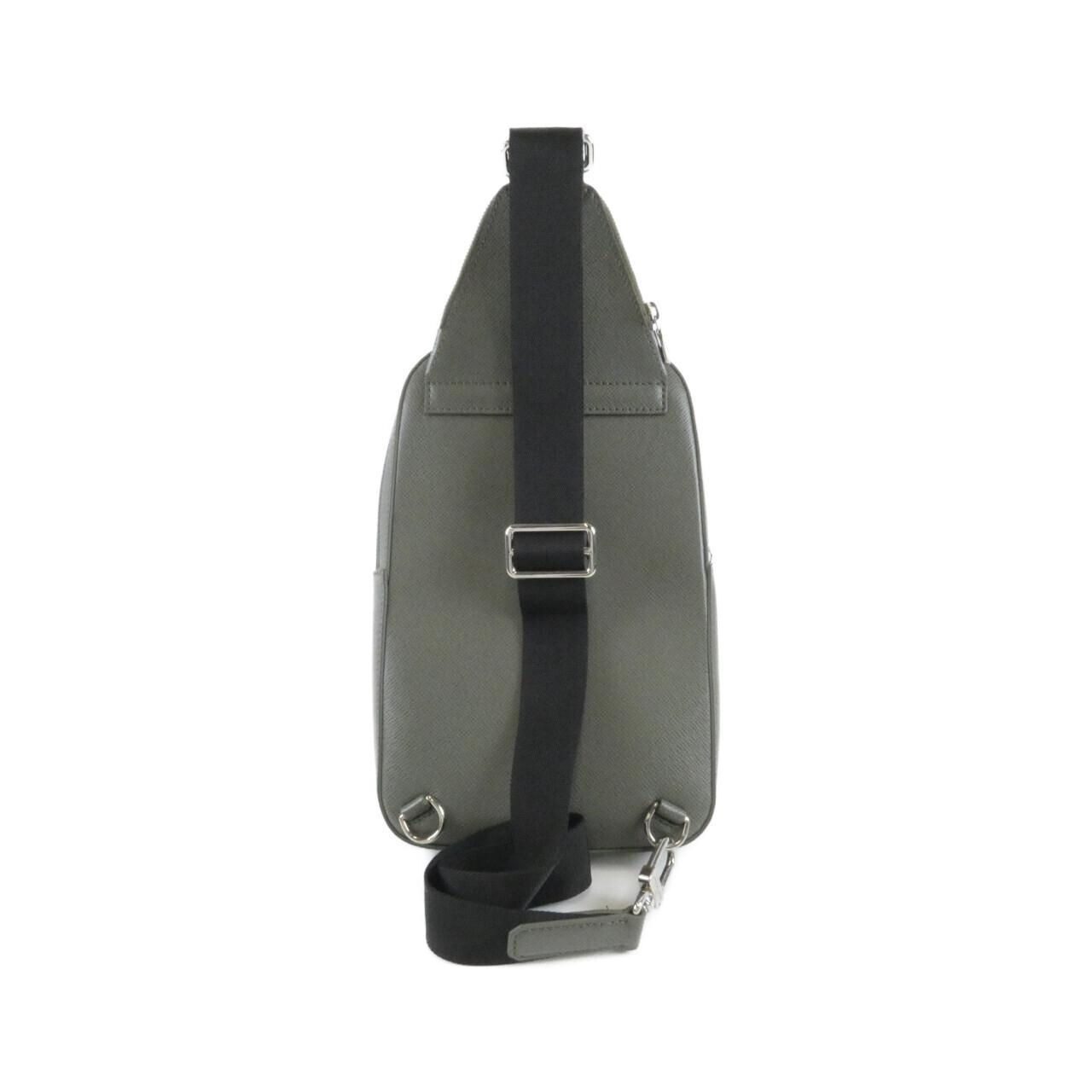 Louis Vuitton Taiga Avenue Sling — view 2