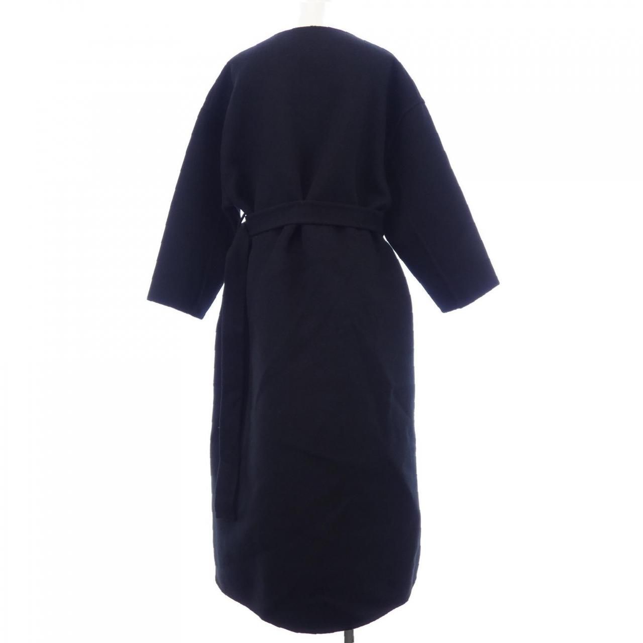 Dior Oblique Reversible Coat — view 2