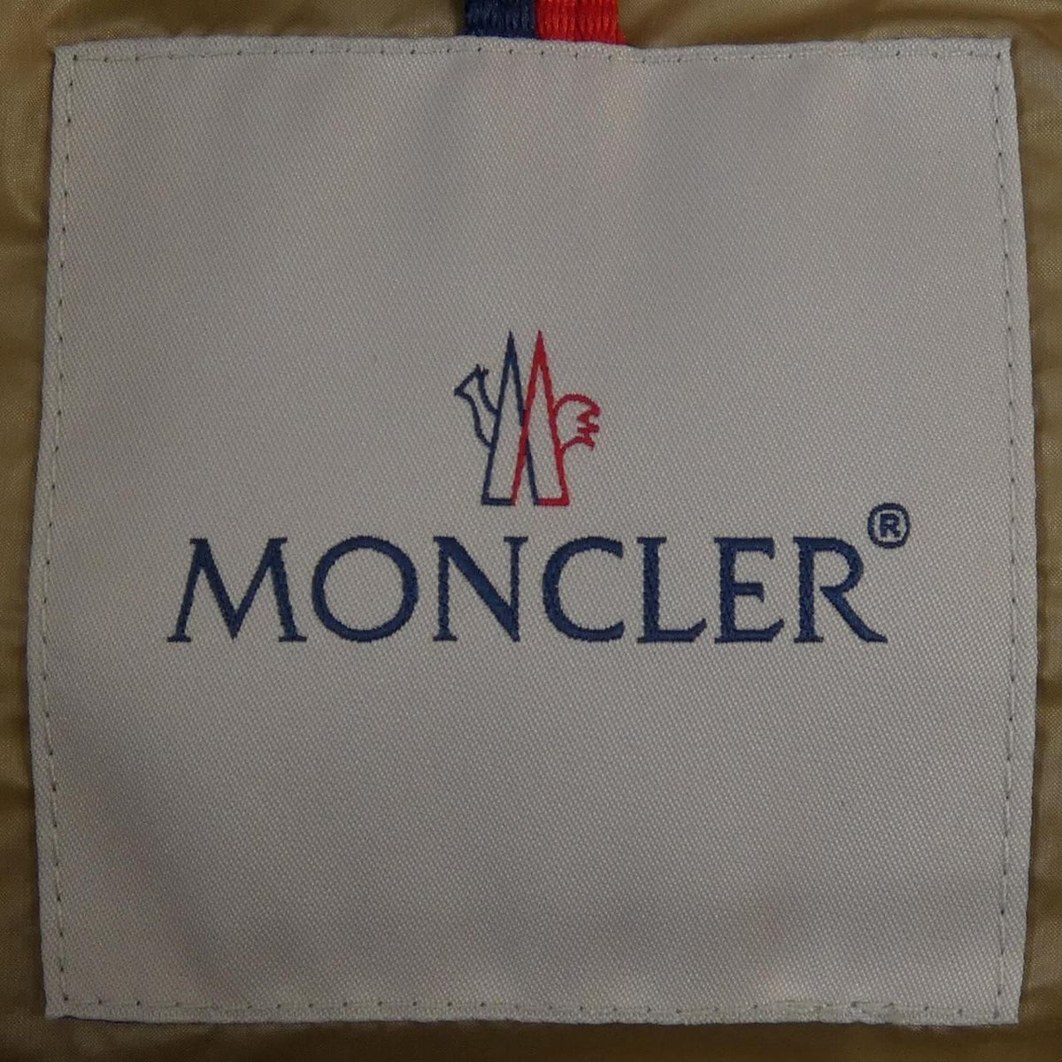 Moncler Daos Down Jacket — view 5