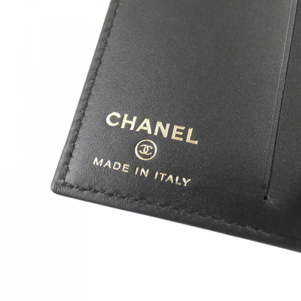 Chanel Timeless CC Line Card Case — view 6