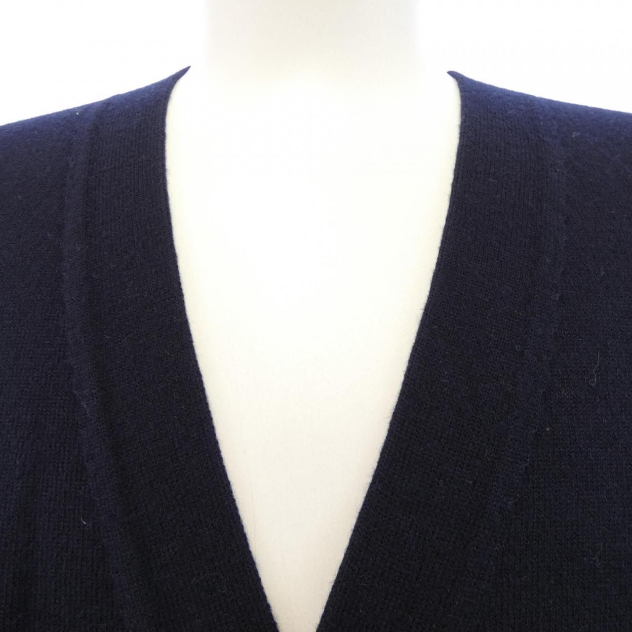 Louis Vuitton Monogram Mixed Cashmere Cardigan — view 5